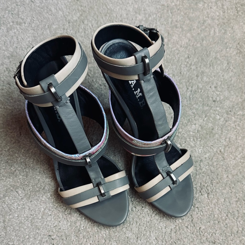L.A.M.B. Gray and Cream Sandals Modern Design